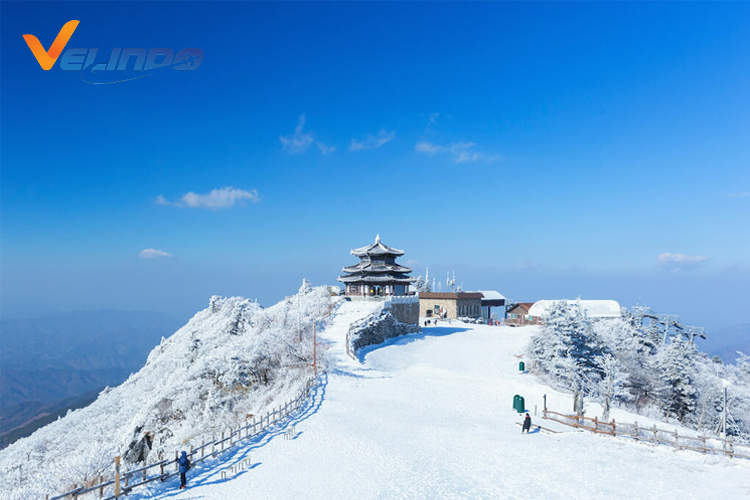 wisata musim dingin di korea selatan Deogyusan National Park