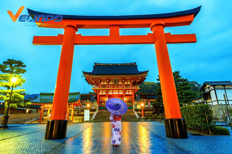 tempat wisata di jepang Kuil Fushimi Inari